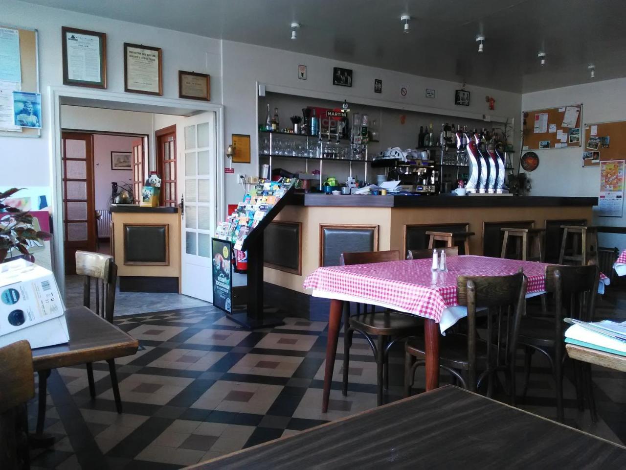 Le Relais De La Marche Hotel Aigurande Екстериор снимка