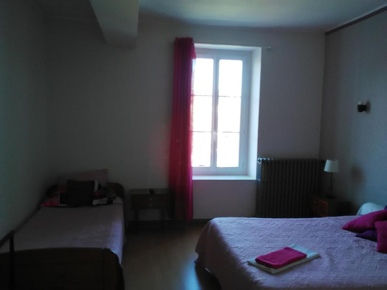 Le Relais De La Marche Hotel Aigurande Екстериор снимка